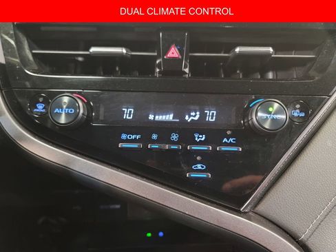 Used 2023 Toyota Camry XSE image 15