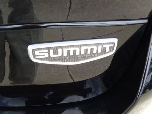 Used 2025 Jeep Grand Cherokee L Summit w/ Advanced Protech Group IV AWD/4WD image 10