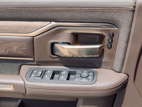 New 2025 RAM 2500 Limited image 26