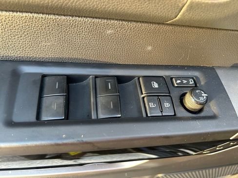 Used 2022 Toyota Tundra Limited AWD/4WD image 18