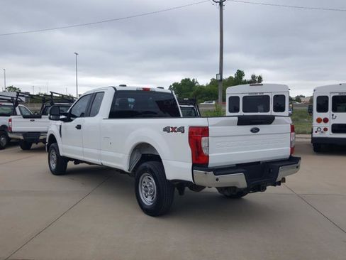 Used 2022 Ford F250 XL w/ Power Equipment Group AWD/4WD image 9