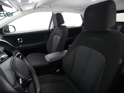 Used 2024 Hyundai Ioniq 5 SEL RWD image 4