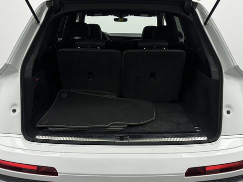 Used 2025 Audi Q7 3.0T Premium Plus AWD/4WD image 35