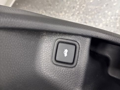 Used 2022 Honda Accord Sport image 8