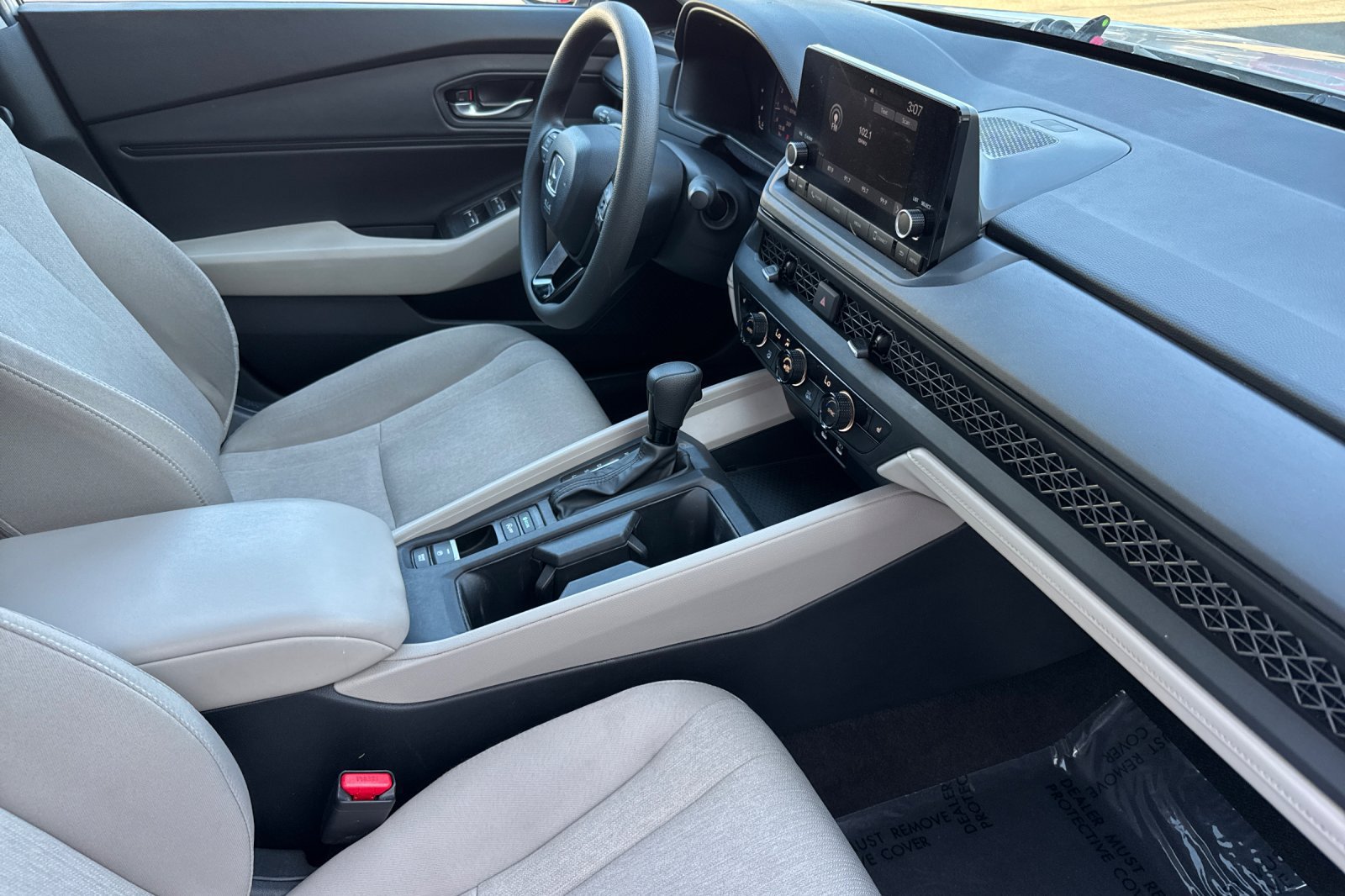 Used 2025 Honda Accord SE image 15