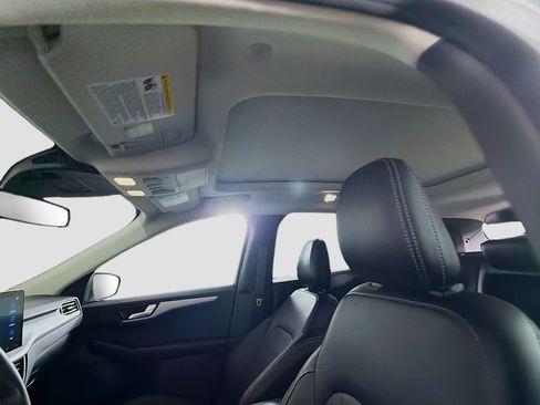 Used 2023 Ford Escape Platinum w/ Premium Technology Package FWD image 26