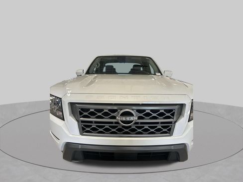 Certified 2024 Nissan Frontier SV w/ Technology Package AWD/4WD image 32