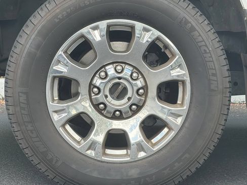 Used 2020 Ford F350 Lariat w/ Lariat Ultimate Package AWD/4WD image 25