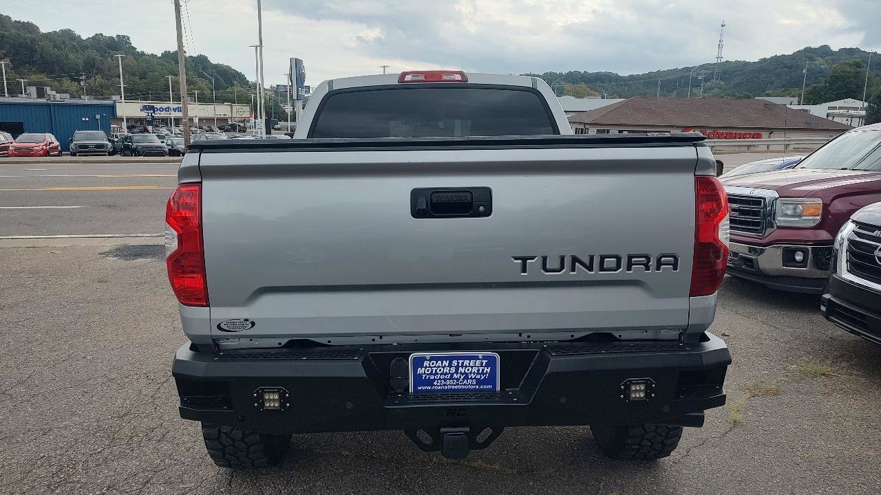 Used 2016 Toyota Tundra SR5 w/ SR5 Upgrade Package AWD/4WD image 3