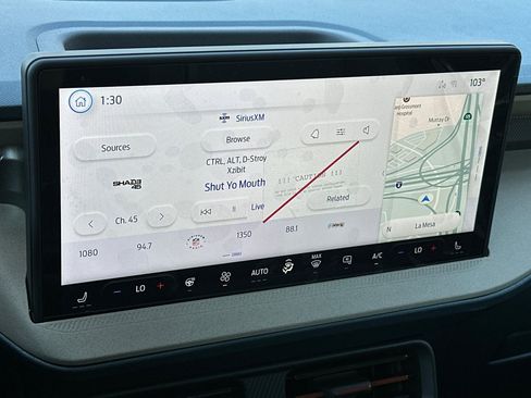 New 2025 Ford Maverick Lariat image 16