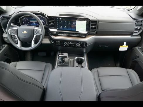 New 2026 Chevrolet Silverado 1500 LT w/ Leather Package AWD/4WD image 14