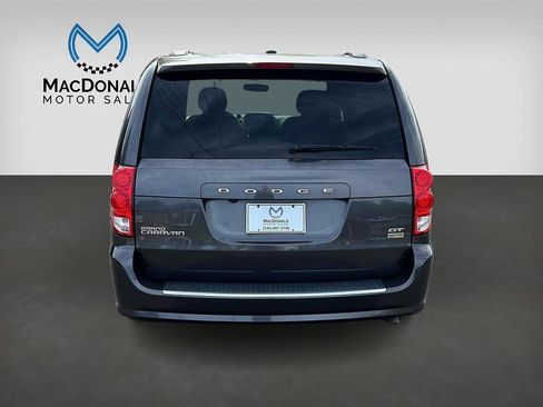 Used 2017 Dodge Grand Caravan GT image 6
