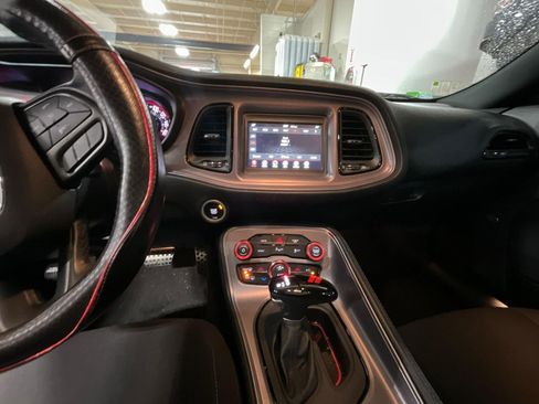 Used 2012 Dodge Challenger R/T w/ Sound Group II RWD image 9