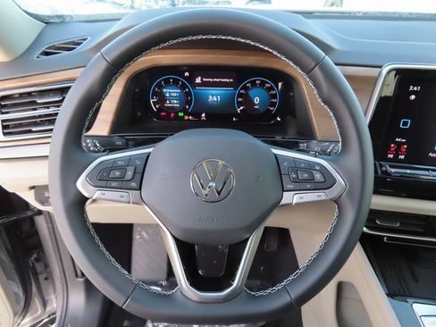 New 2026 Volkswagen Atlas SE AWD/4WD image 4