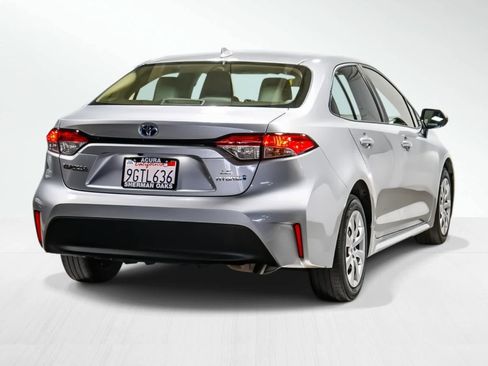 Used 2023 Toyota Corolla LE image 5