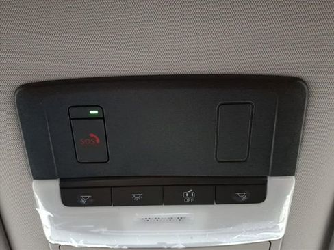 New 2026 Nissan Pathfinder SV image 24