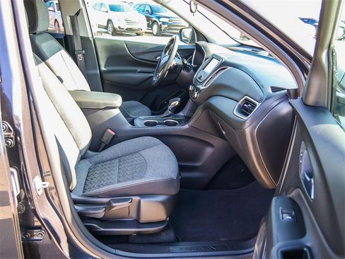 Used 2022 Chevrolet Equinox LT image 14