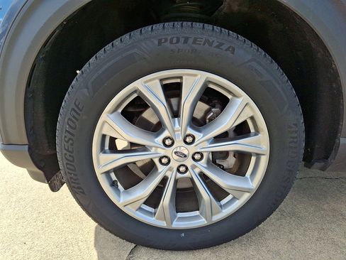 Used 2021 Ford Explorer XLT w/ Equipment Group 202A image 28