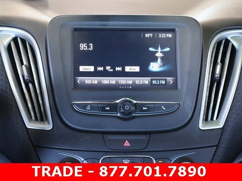 Used 2017 Chevrolet Malibu LS image 16