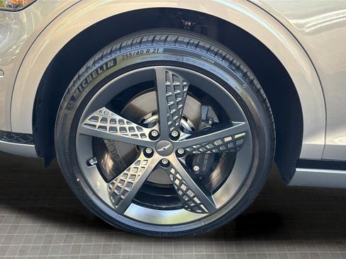 Used 2022 Genesis GV70 3.5T Sport w/ Sport Prestige Package image 46