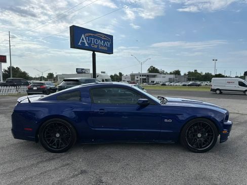 Used 2013 Ford Mustang GT Premium w/ Comfort Pkg RWD image 4