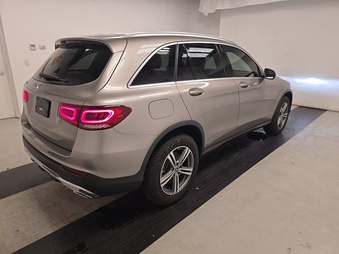 Used 2020 Mercedes-Benz GLC 300 image 6