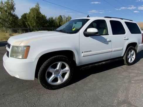 Used 2007 Chevrolet Tahoe LT w/ LT Preferred Equipment Group AWD/4WD image 4