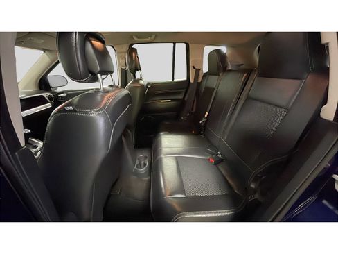Used 2014 Jeep Compass Latitude w/ Sun/Sound Group AWD/4WD image 16
