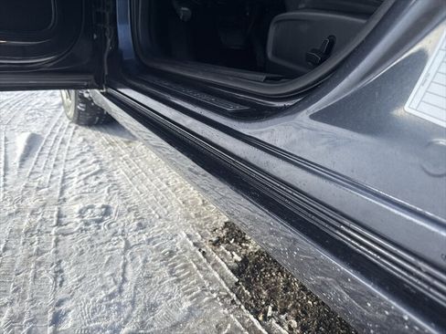 Used 2018 Chrysler 300 S w/ Safetytec Plus Group AWD/4WD image 10