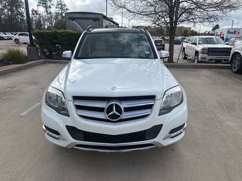 Used 2015 Mercedes-Benz GLK 350 2WD image 2