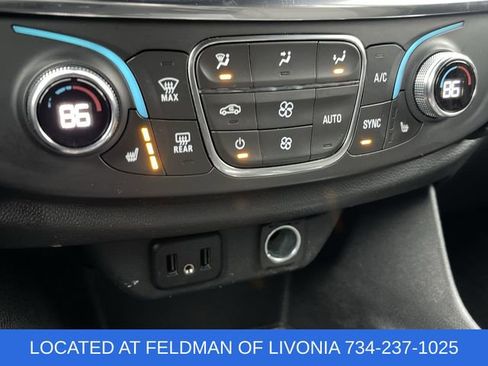 Used 2023 Chevrolet Traverse LT w/ LPO, Floor Liner Package image 17