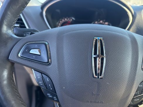 Used 2018 Lincoln MKX Reserve w/ Luxury Package image 21