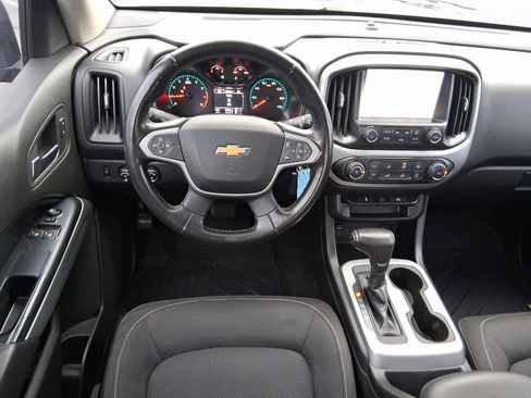Used 2015 Chevrolet Colorado LT w/ LT Convenience Package image 9