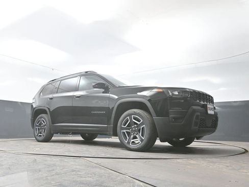 New 2026 Jeep Cherokee Limited image 39