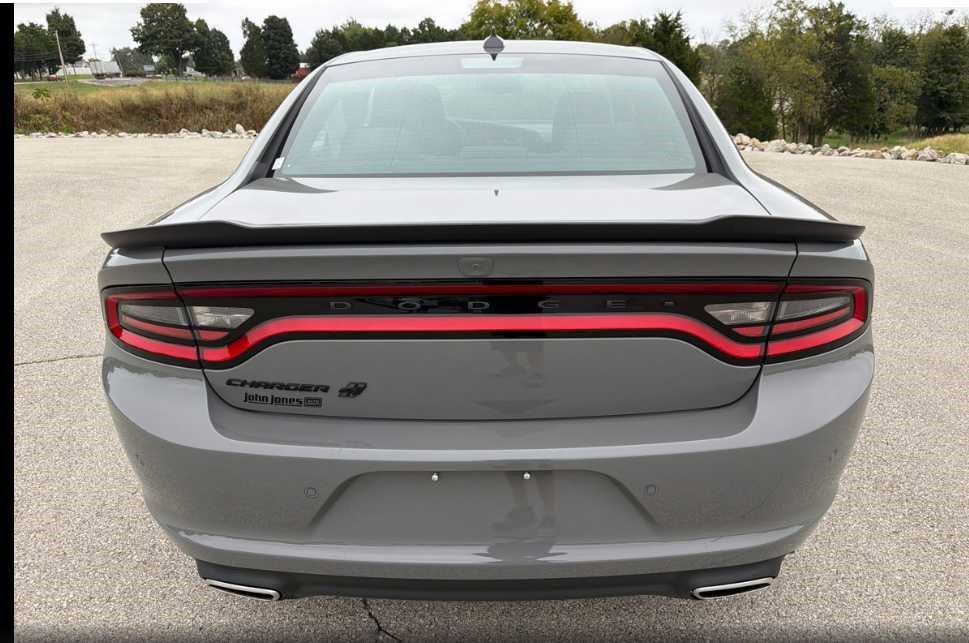 Used 2023 Dodge Charger SXT w/ Blacktop Package AWD/4WD image 6