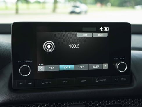 Certified 2024 Honda HR-V Sport image 30