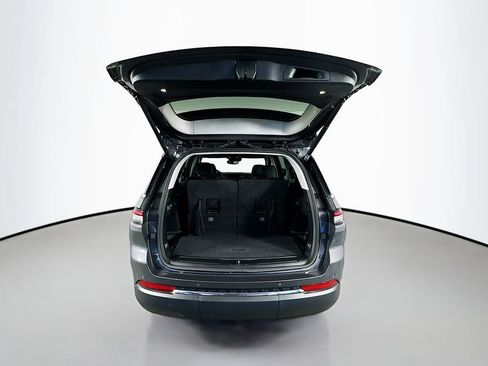 Used 2023 Jeep Grand Cherokee L Limited AWD/4WD image 30