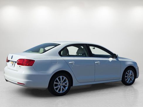 Used 2014 Volkswagen Jetta SE image 6