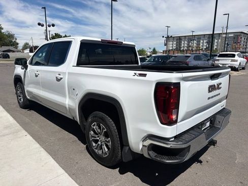 Used 2023 GMC Sierra 1500 SLE AWD/4WD image 5