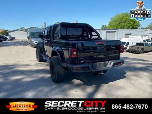 Used 2022 Jeep Gladiator Sport image 9
