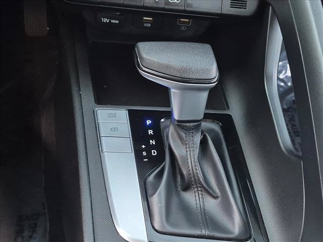 Used 2021 Hyundai Elantra SEL FWD image 12