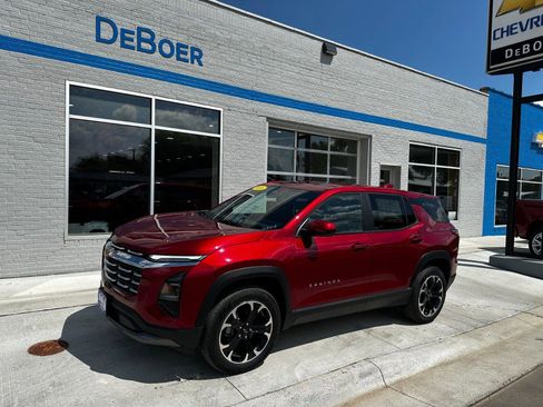 New 2026 Chevrolet Equinox LT w/ Convenience Package II image 1