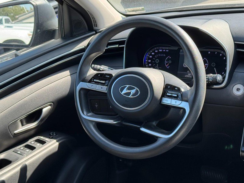 Used 2022 Hyundai Tucson SEL FWD image 12