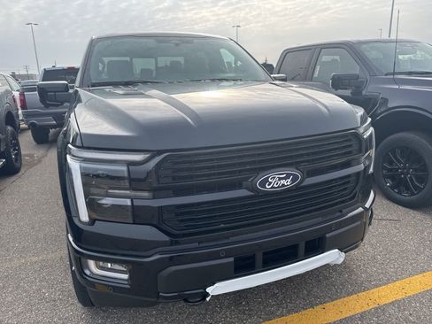New 2026 Ford F150 Platinum image 3