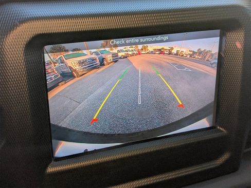 Used 2020 Jeep Wrangler Unlimited Sahara image 22