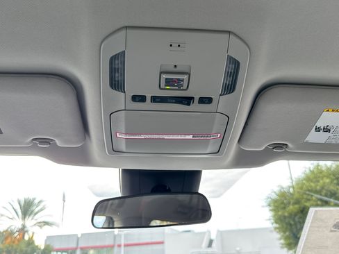 Certified 2023 Toyota Highlander L image 26