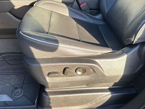 Used 2023 Chevrolet Tahoe Premier image 30