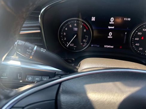 Used 2021 Cadillac XT5 Premium Luxury image 34