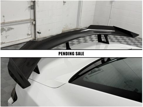 Used 2022 Chevrolet Camaro ZL1 RWD image 15