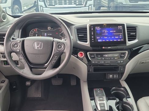 Used 2020 Honda Ridgeline RTL-E image 16
